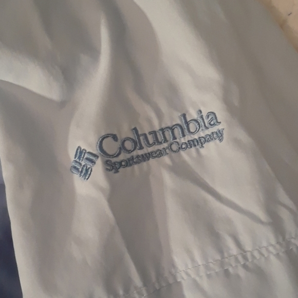 Columbia Womens Large Rain Resistant Jacket - Picture 2 of 5
